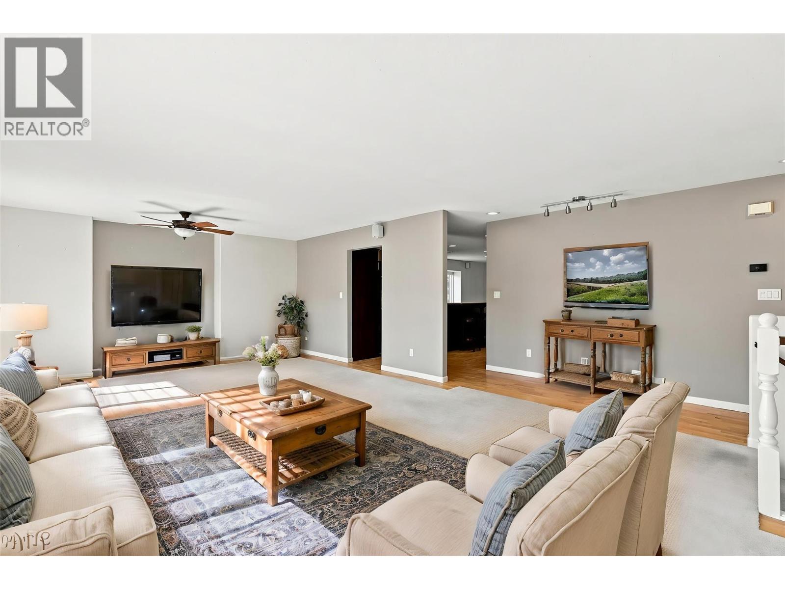 1060 PINE SPRINGS Road - Image 6