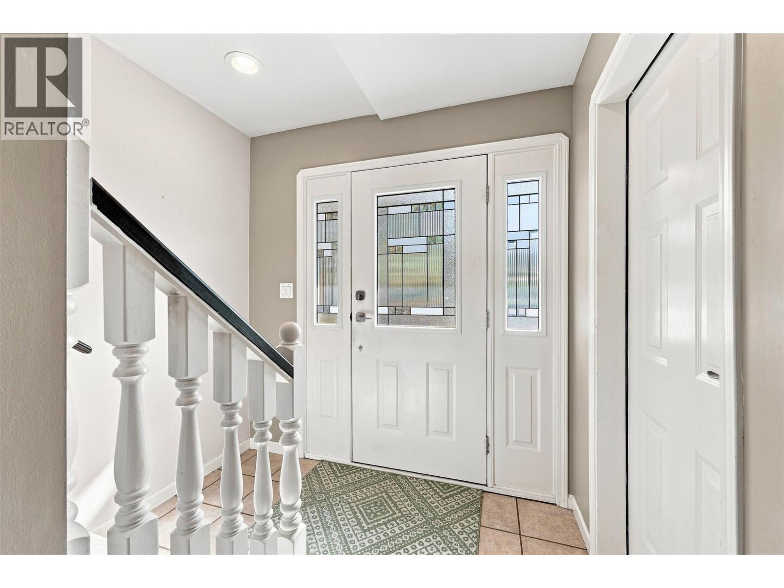 1060 PINE SPRINGS Road - Image 4