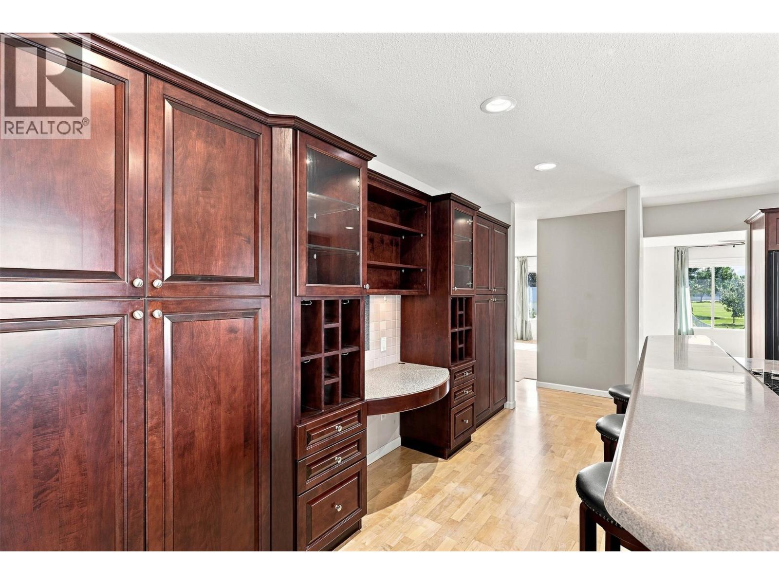 1060 PINE SPRINGS Road - 17