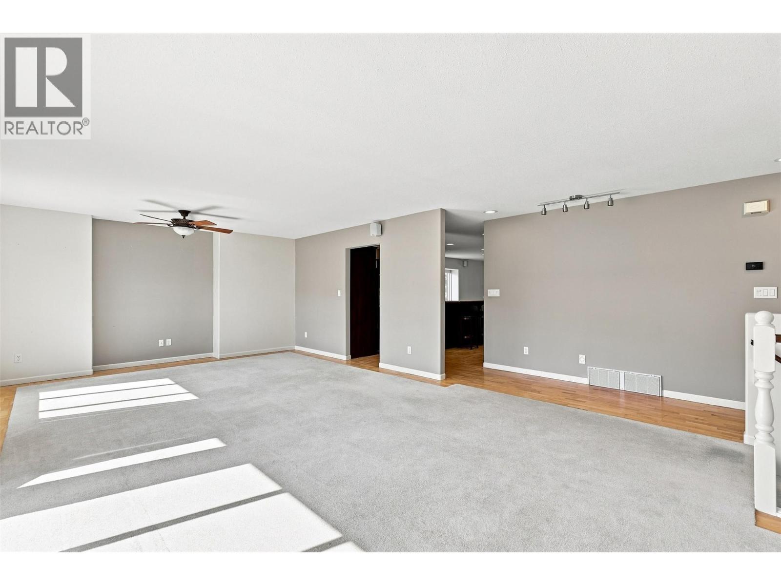 1060 PINE SPRINGS Road - Image 7