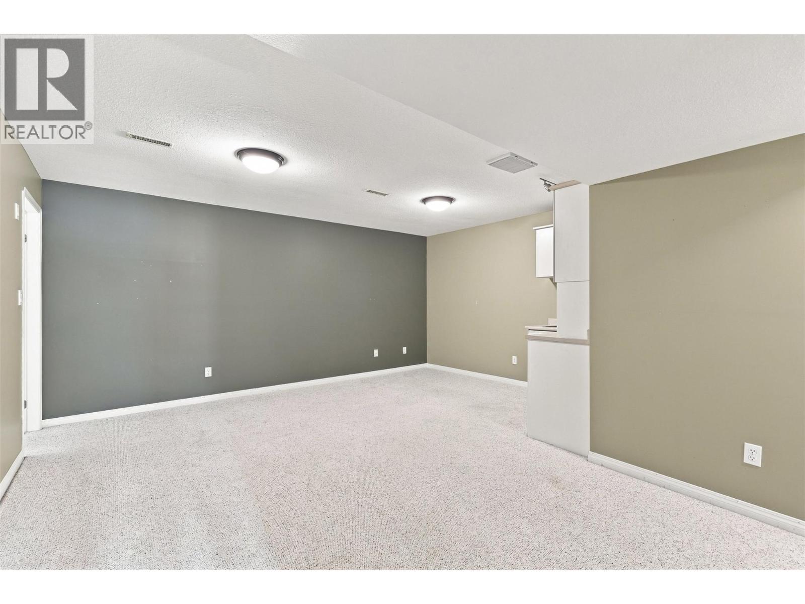 1060 PINE SPRINGS Road - Image 53