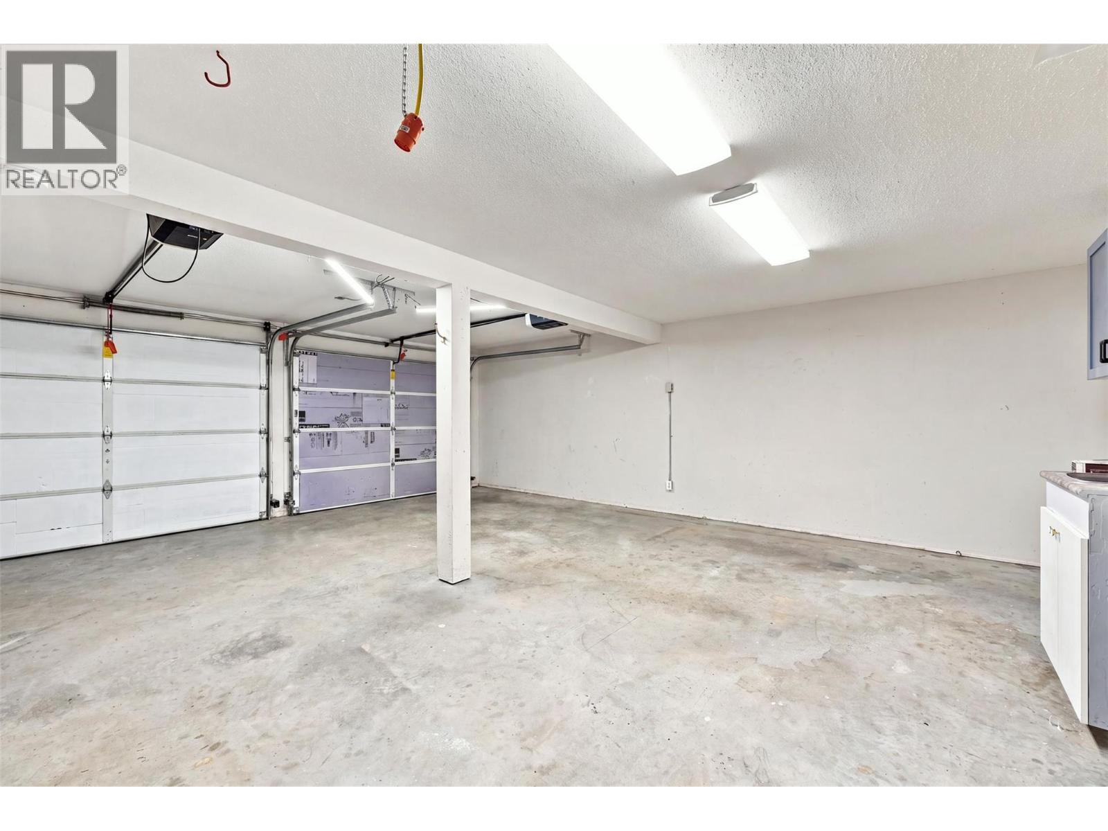 1060 PINE SPRINGS Road - Image 60