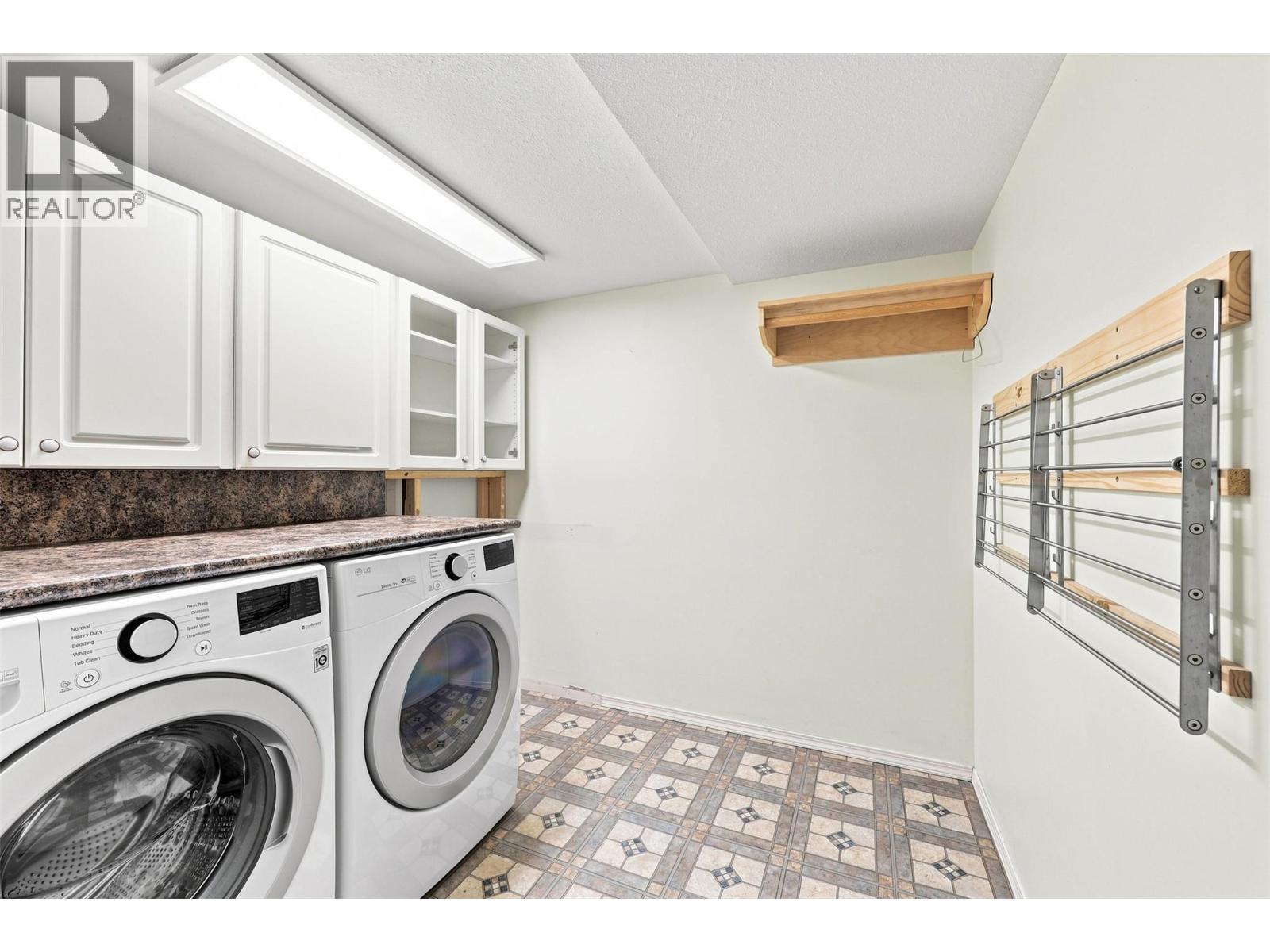 1060 PINE SPRINGS Road - Image 57