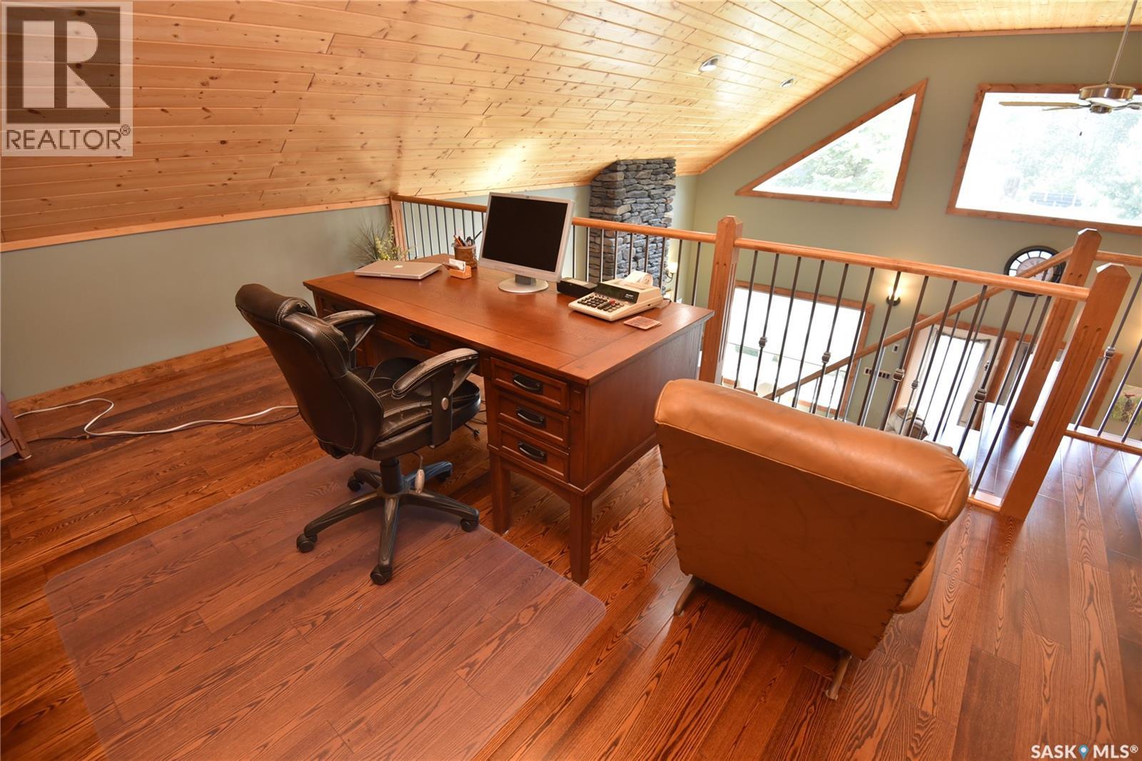 308 Park DRIVE - 36