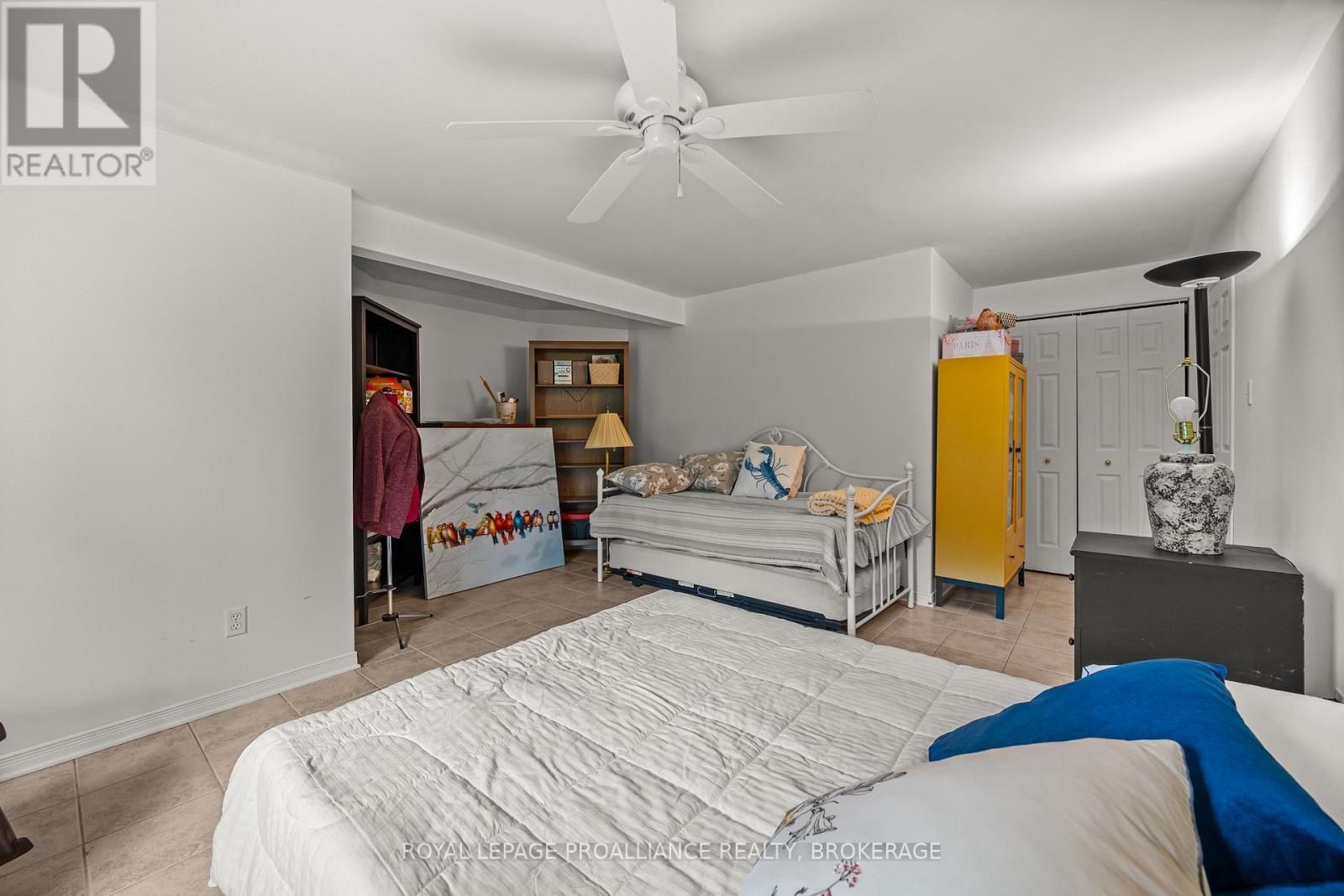 3570 DESERT LAKE ROAD - 32