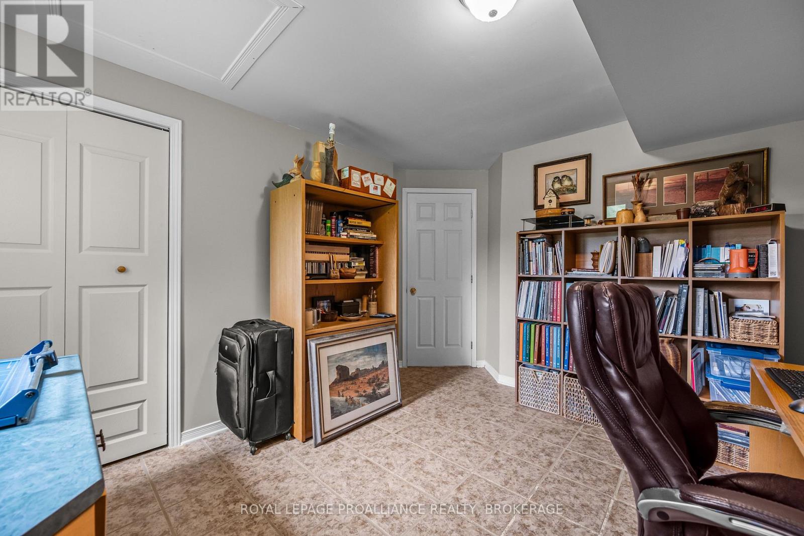 3570 DESERT LAKE ROAD - 39