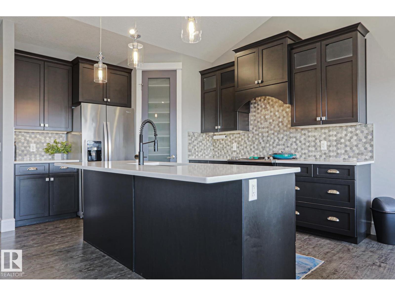 9711 223 ST NW - 17