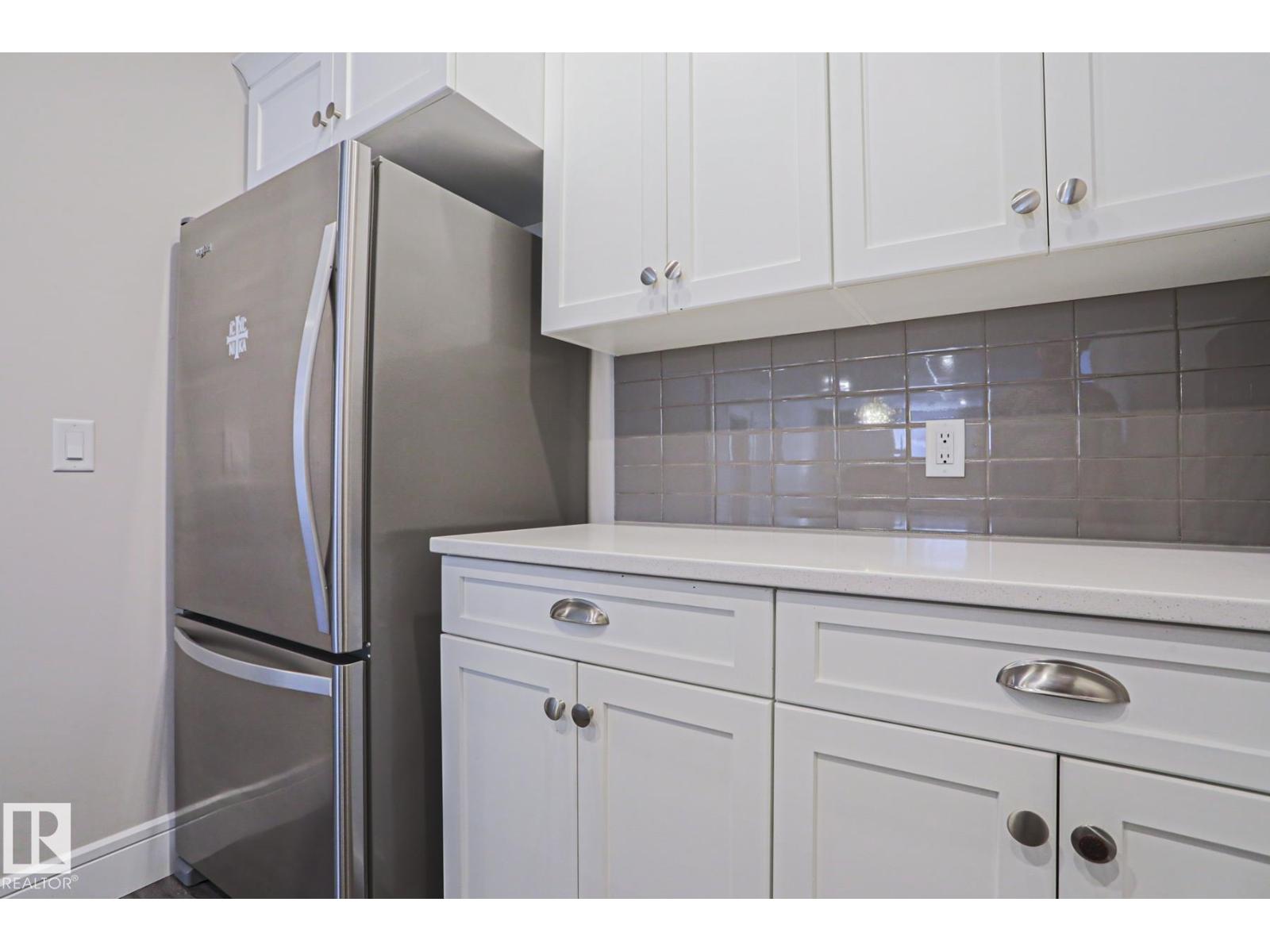 9711 223 ST NW - 36