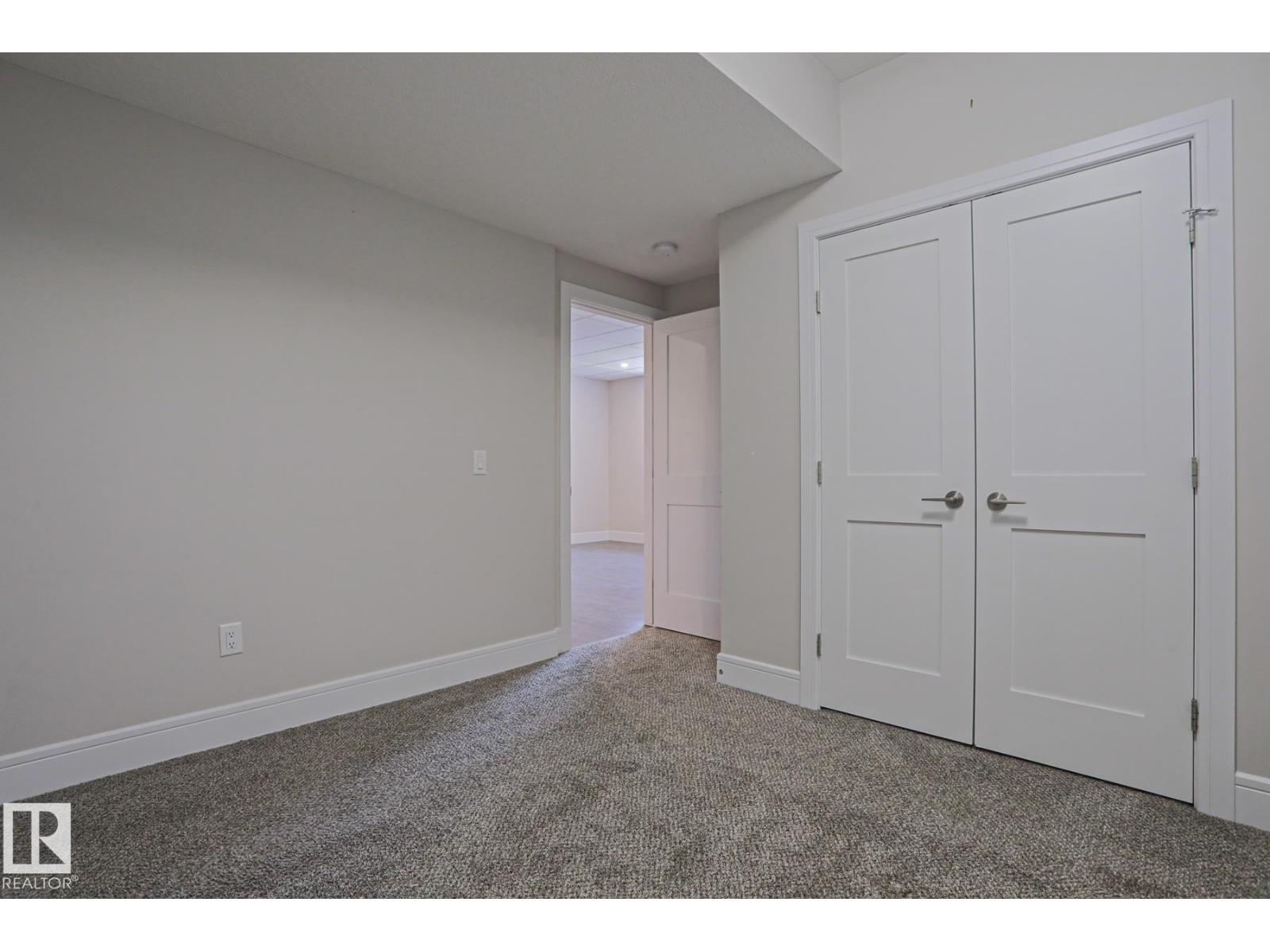 9711 223 ST NW - 43