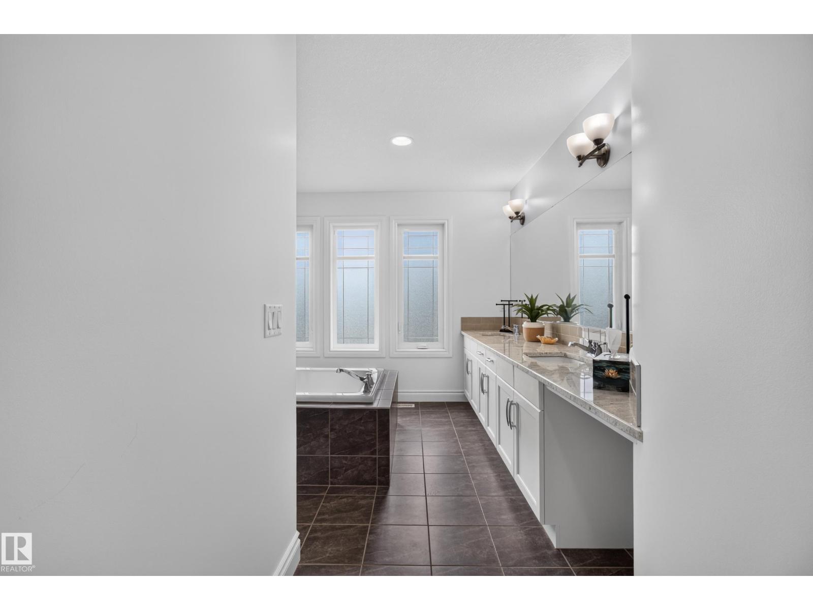 2250 ASPEN TR - Image 37