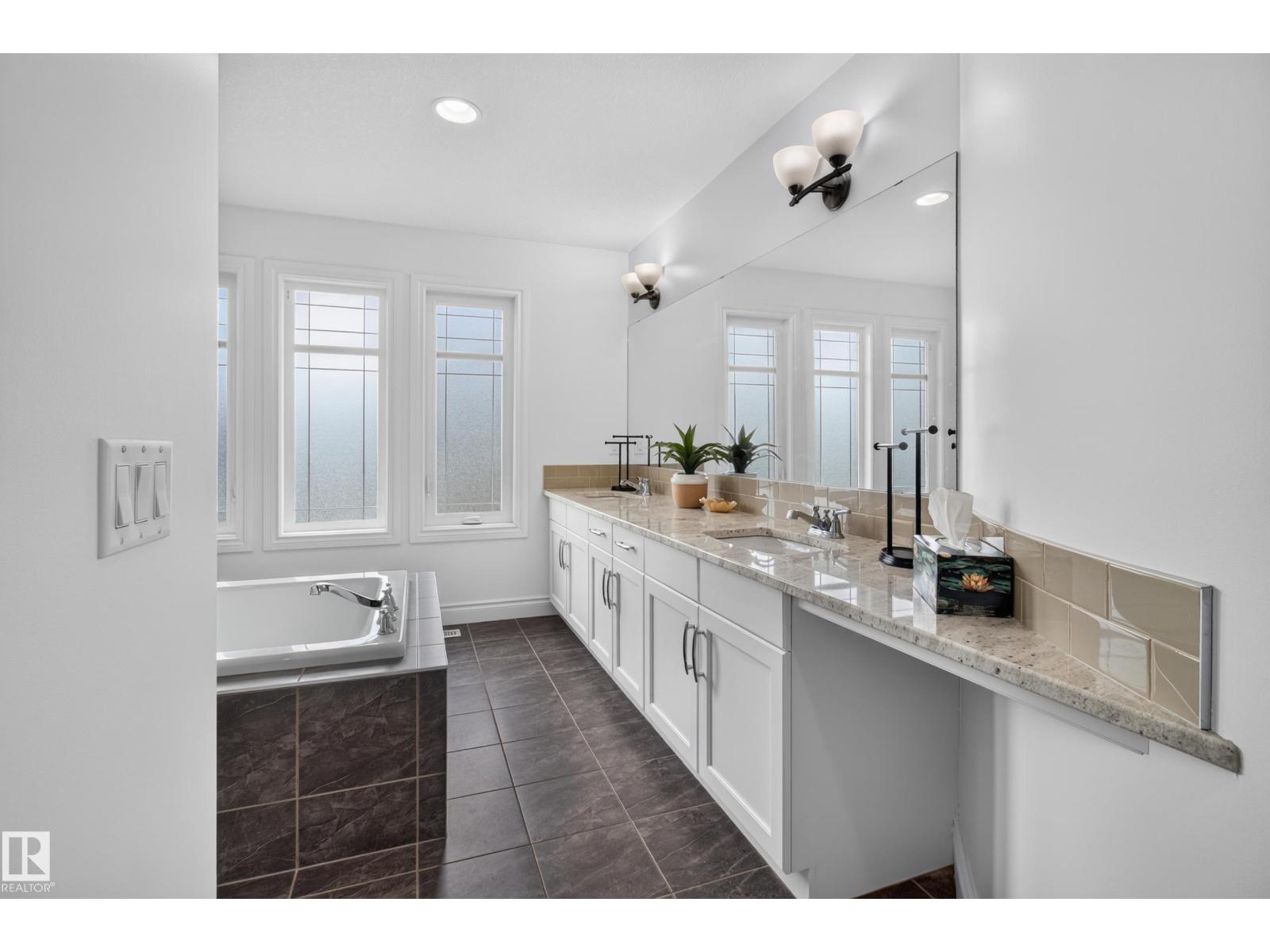2250 ASPEN TR - Image 38
