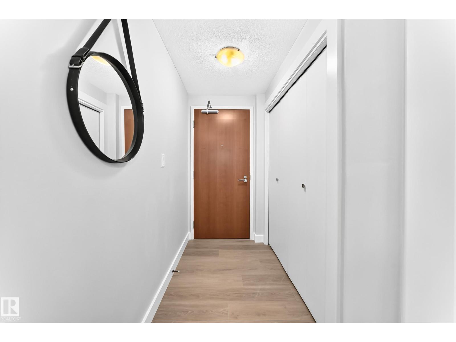 #703 10152 104 ST NW, Downtown (Edmonton), Edmonton photo 5