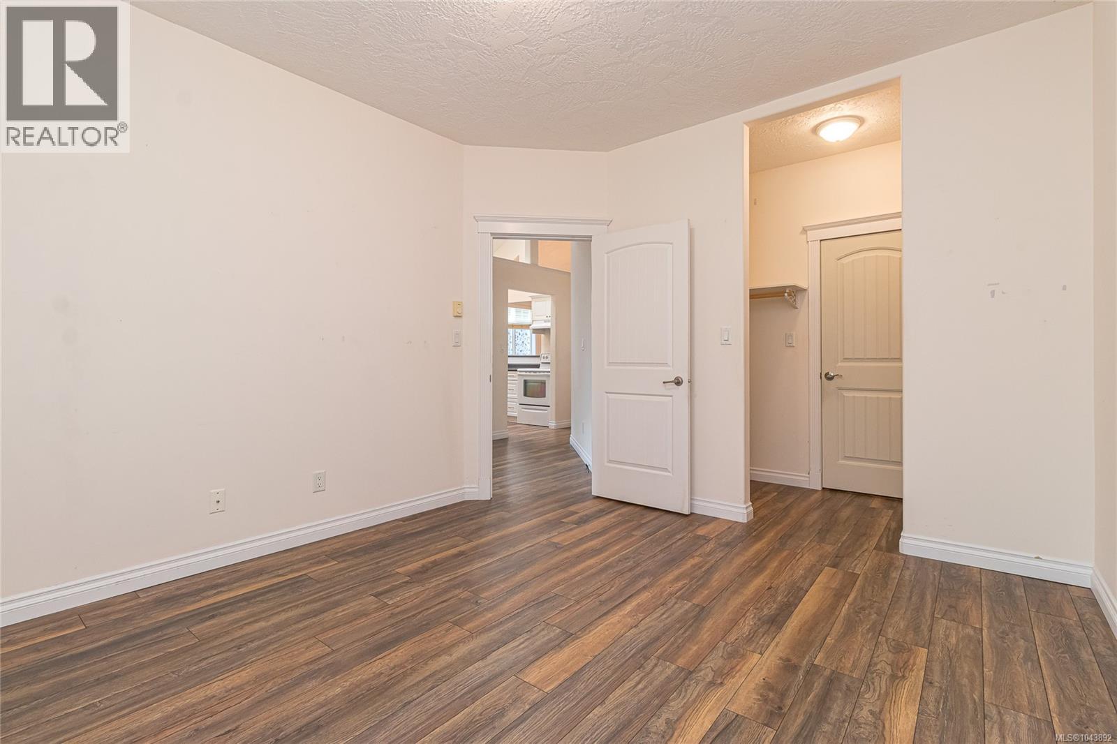 #3 131 McKinstry Rd - 18
