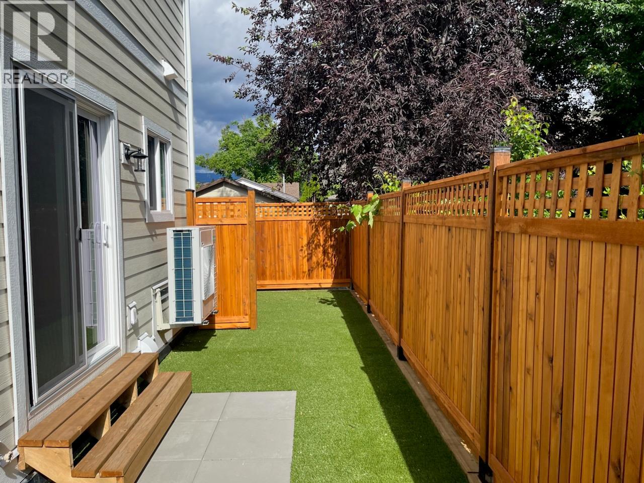 #104 11815 Grant Avenue - 29