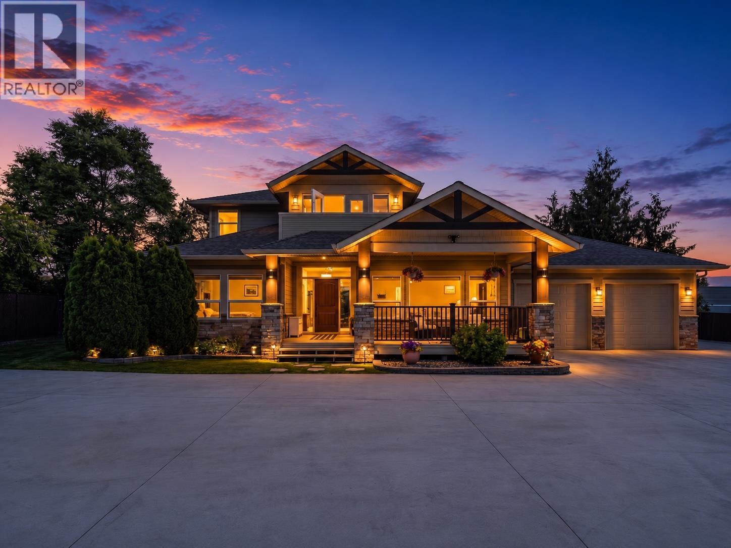 4588 Raymer Road - 2
