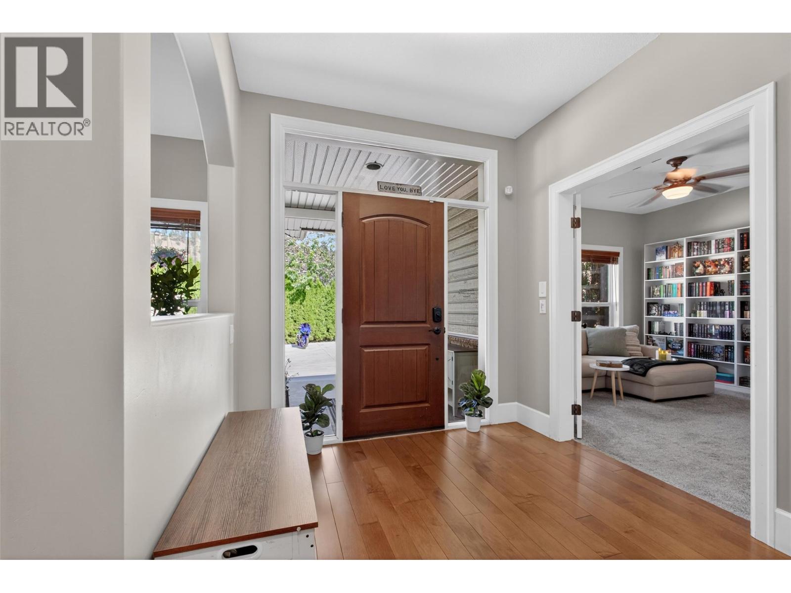 4588 Raymer Road - 7