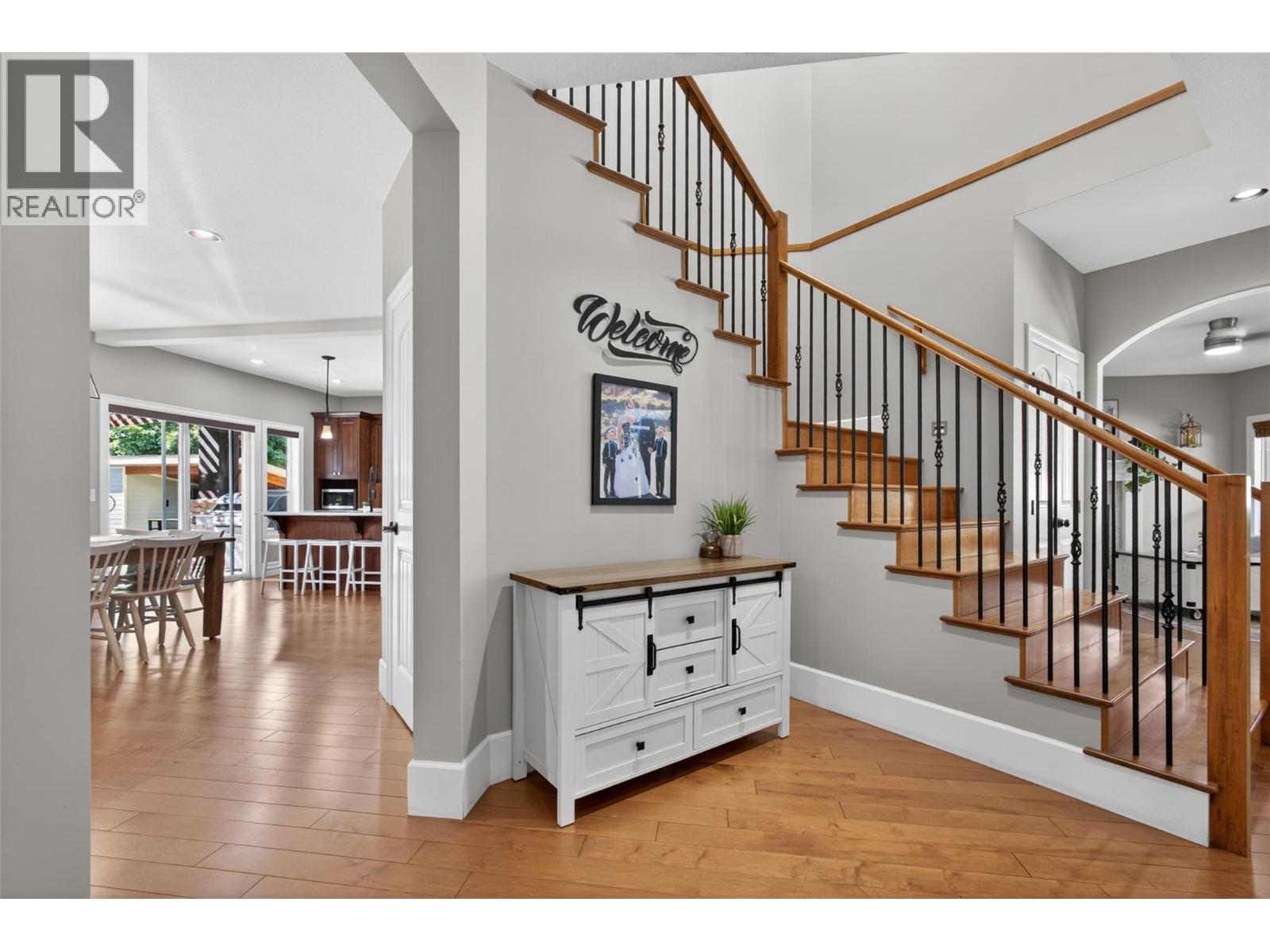 4588 Raymer Road - 19