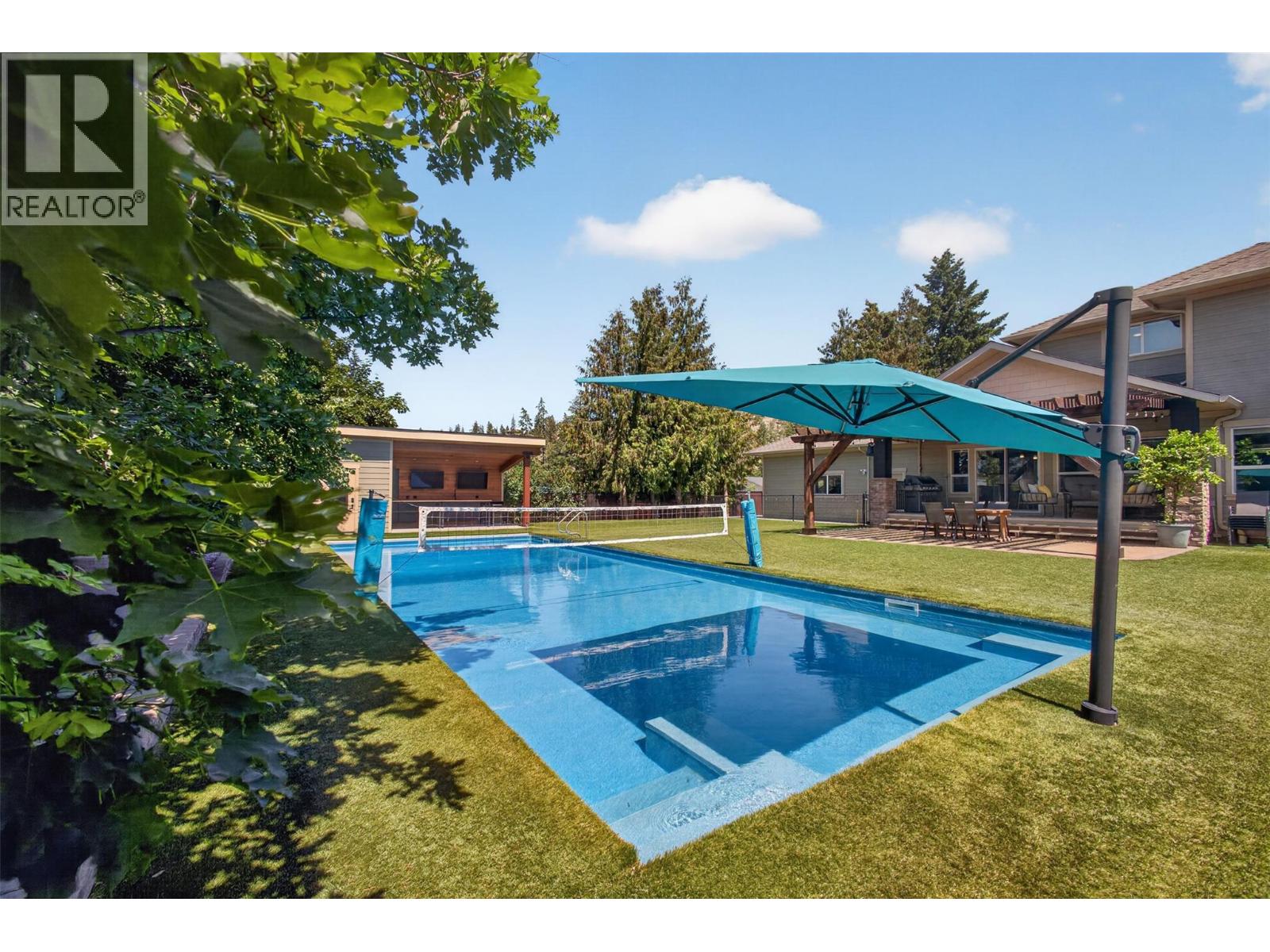 4588 Raymer Road - 37