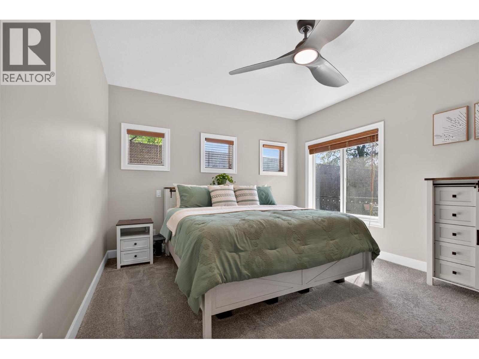 4588 Raymer Road - 28