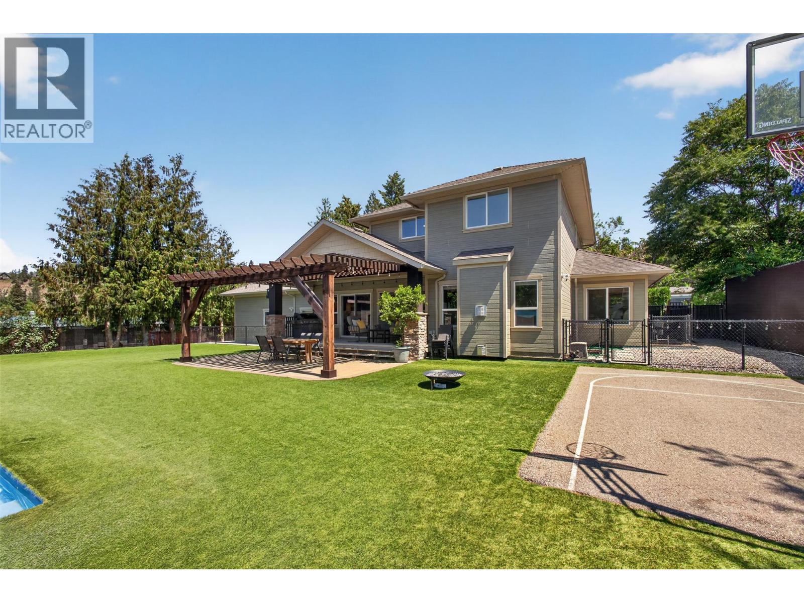 4588 Raymer Road - 33