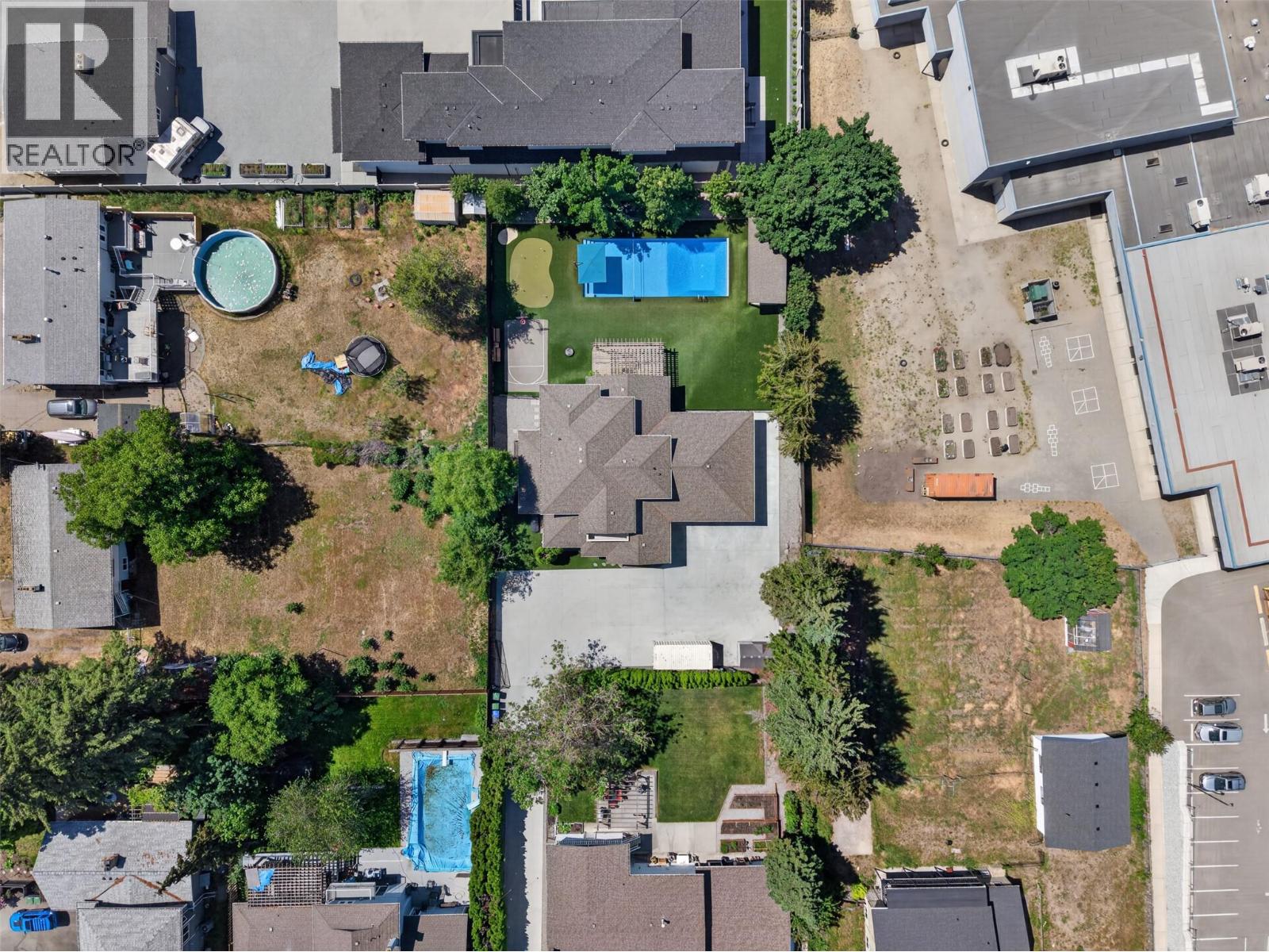 4588 Raymer Road - 81