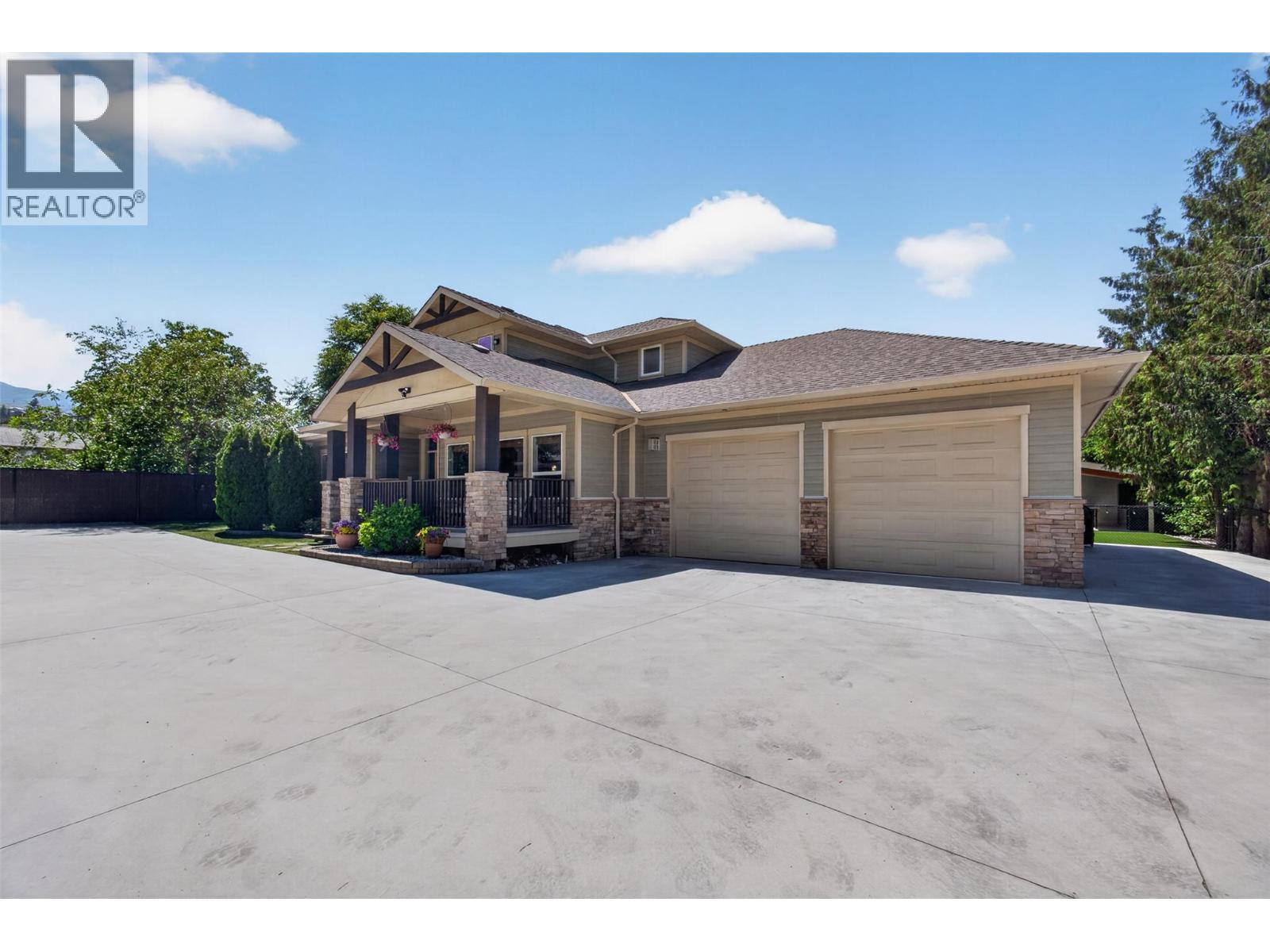4588 Raymer Road - 91