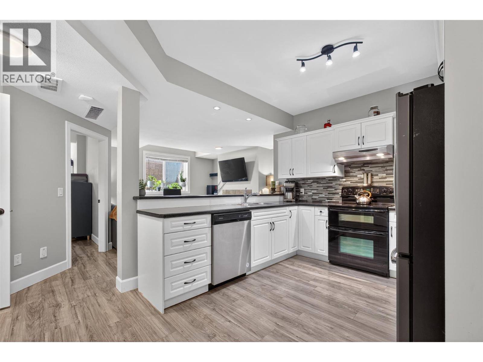 4588 Raymer Road - 65