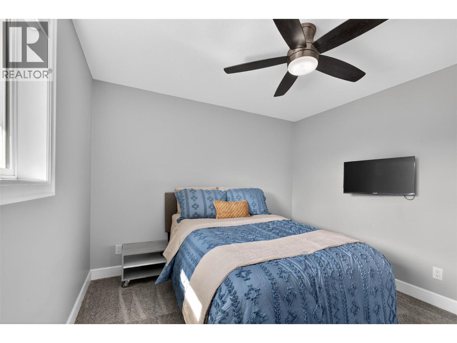 4588 Raymer Road - 70