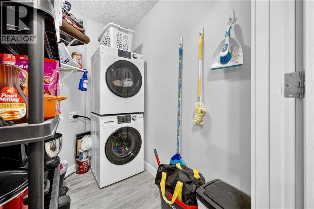 #5308A 604 8 Street SW - 20