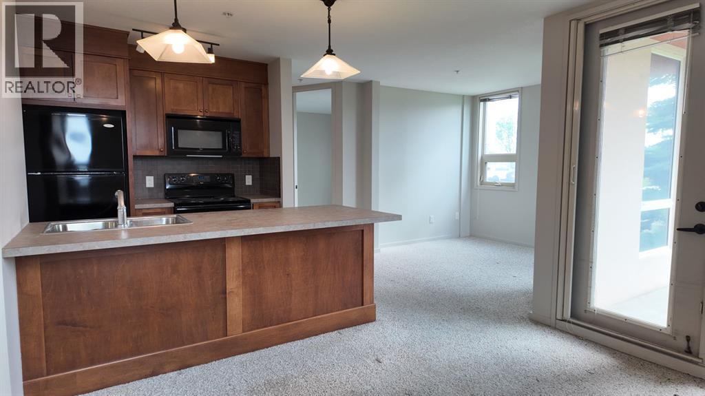 1103, 105 Railway Avenue SW, Luxstone, Airdrie photo 3