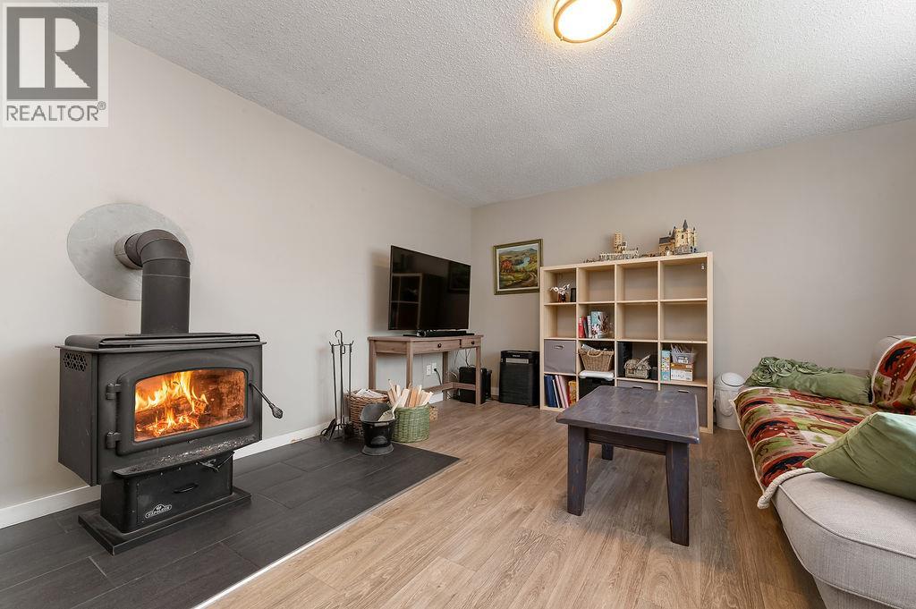1110 6th Street S - 12