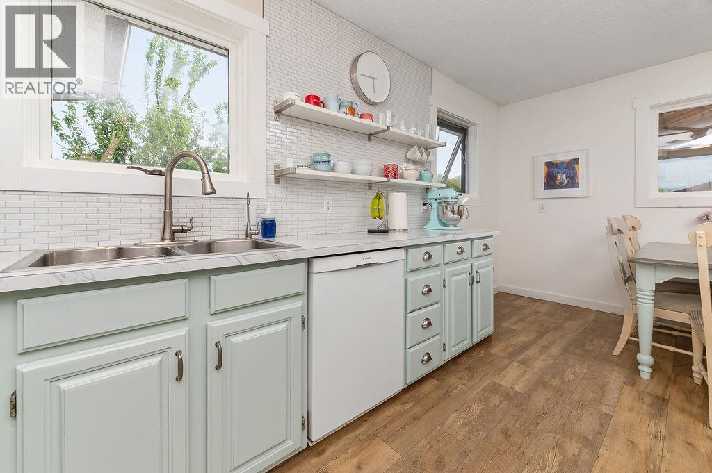 1110 6th Street S - 3