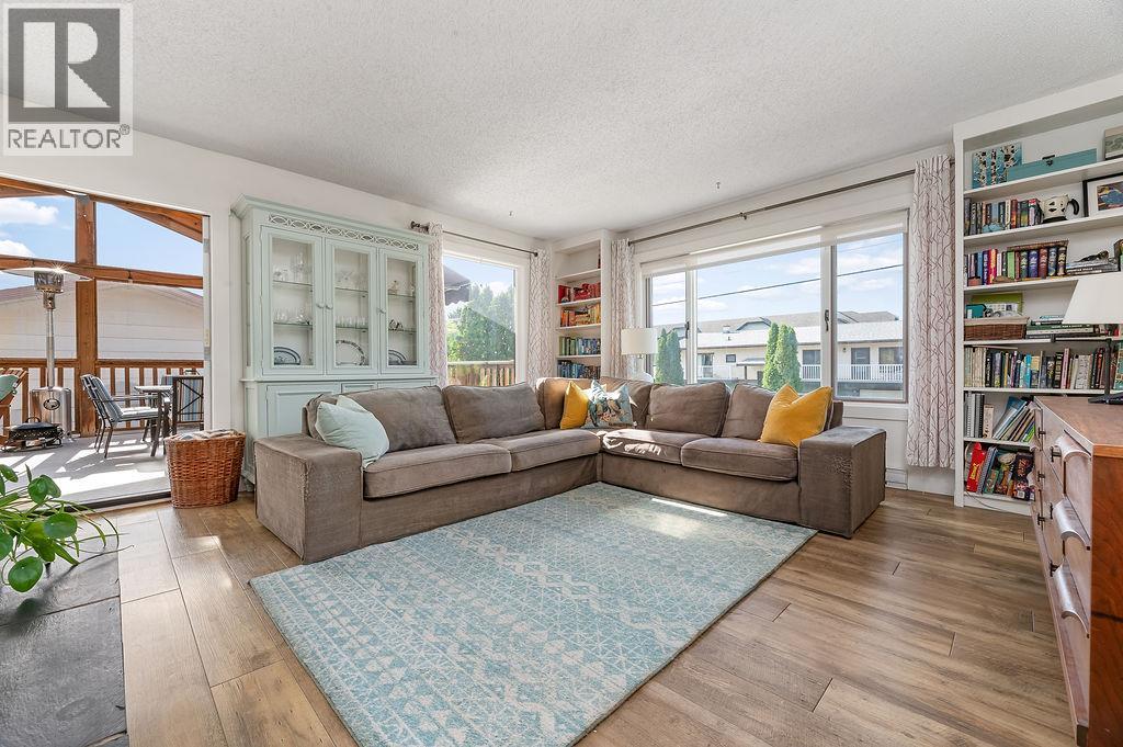 1110 6th Street S - 6
