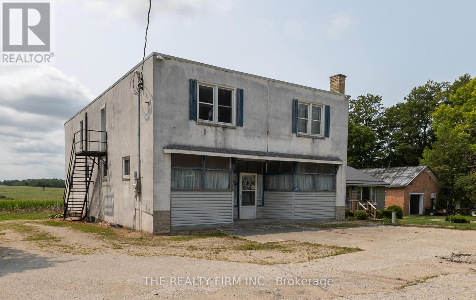44703 PERTH LINE, Huron East (Grey) — photo 2