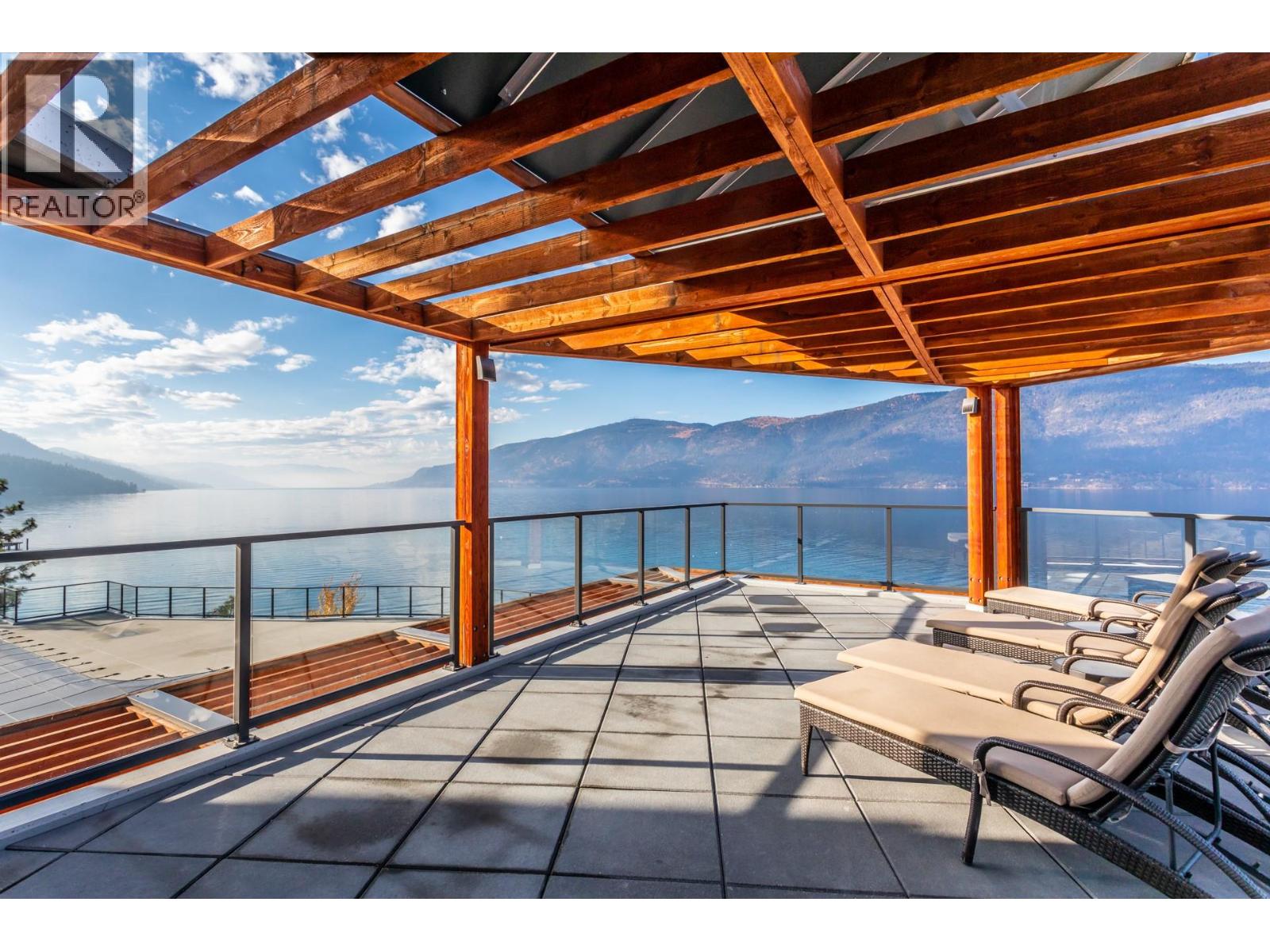  1791 Lakestone Drive, Lake Country