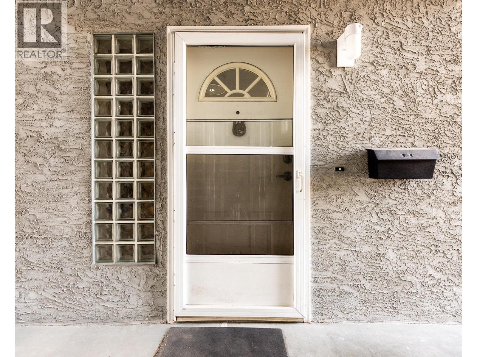 #101 62 Dauphin Avenue - 3