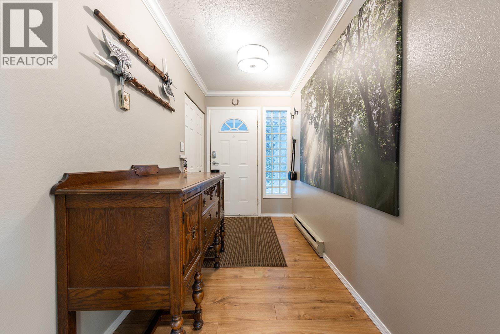 #101 62 Dauphin Avenue - 4