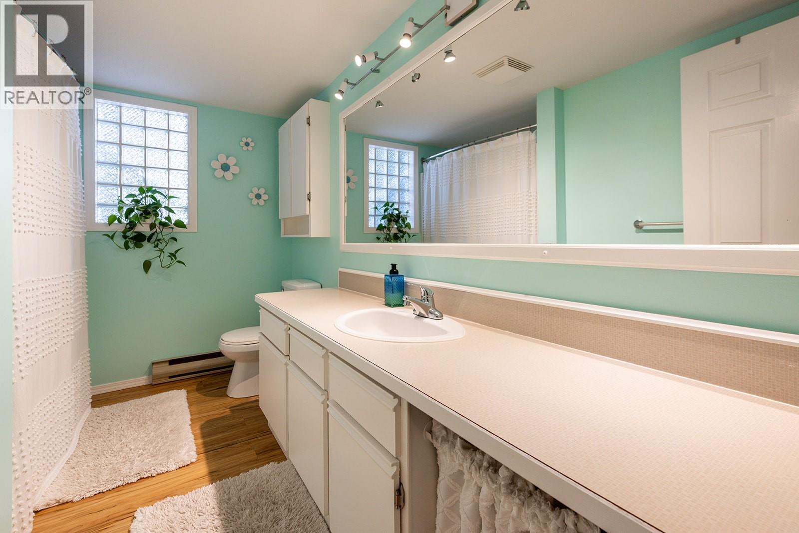 #101 62 Dauphin Avenue - 16