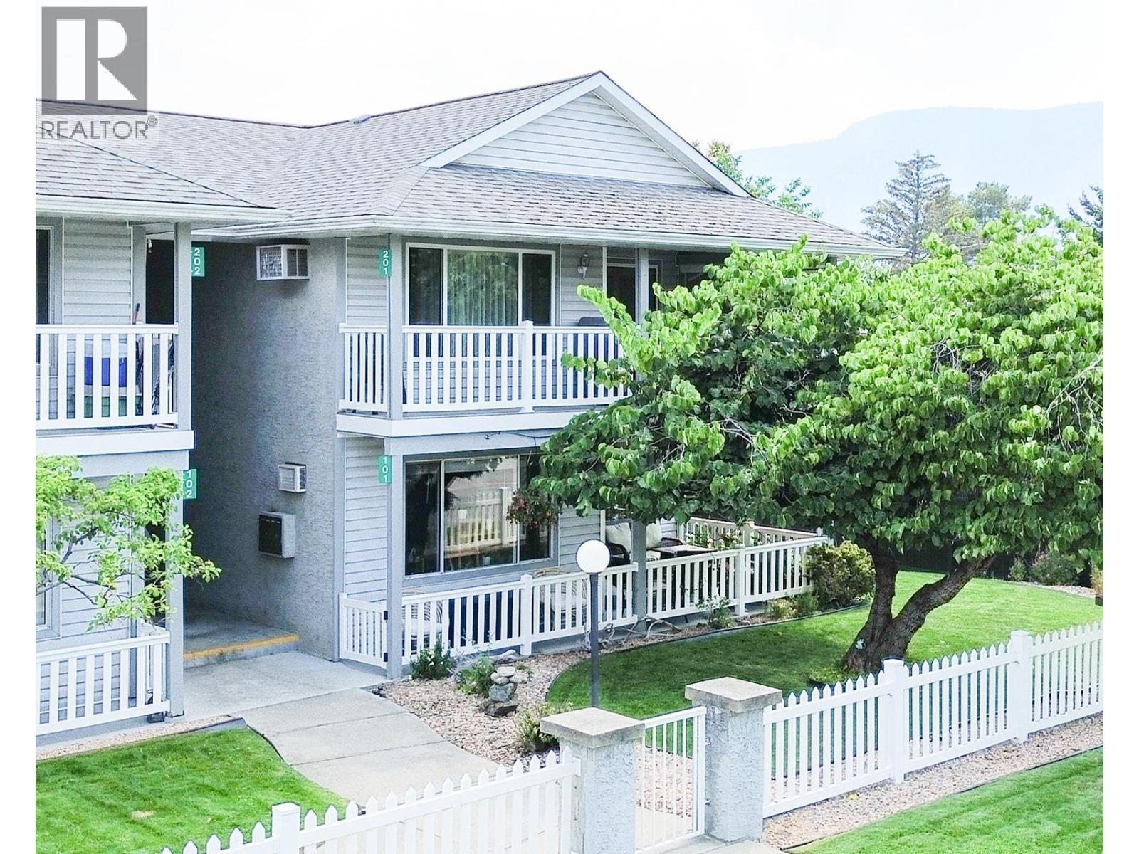 #101 62 Dauphin Avenue - 1