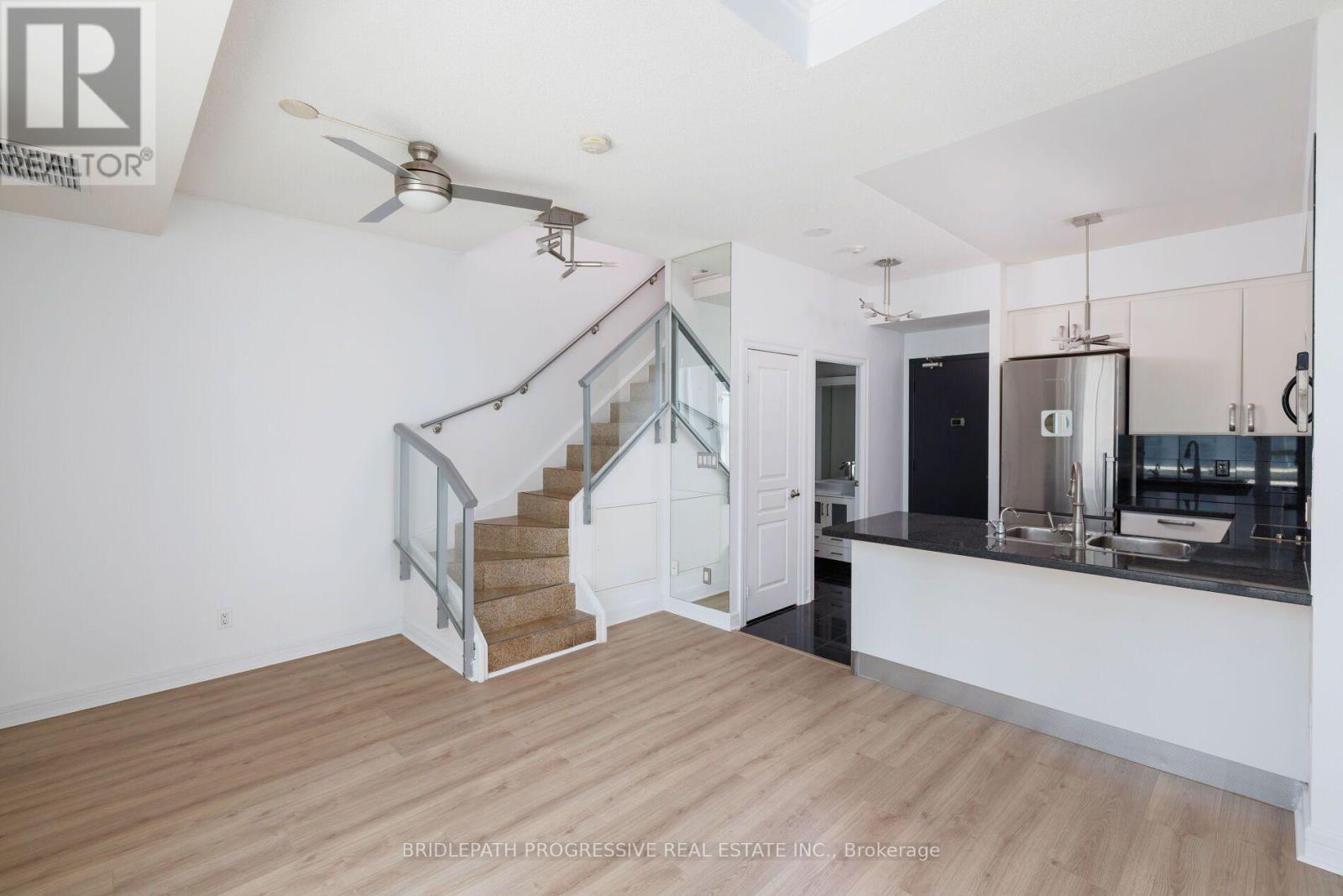 #509 1 AVONDALE AVENUE - 13