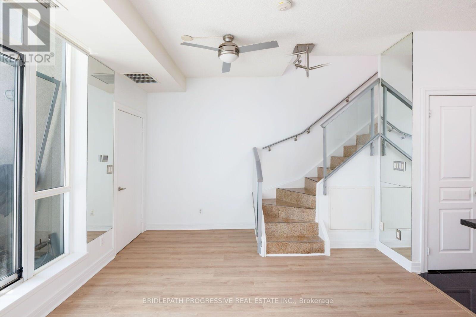 #509 1 AVONDALE AVENUE - 21