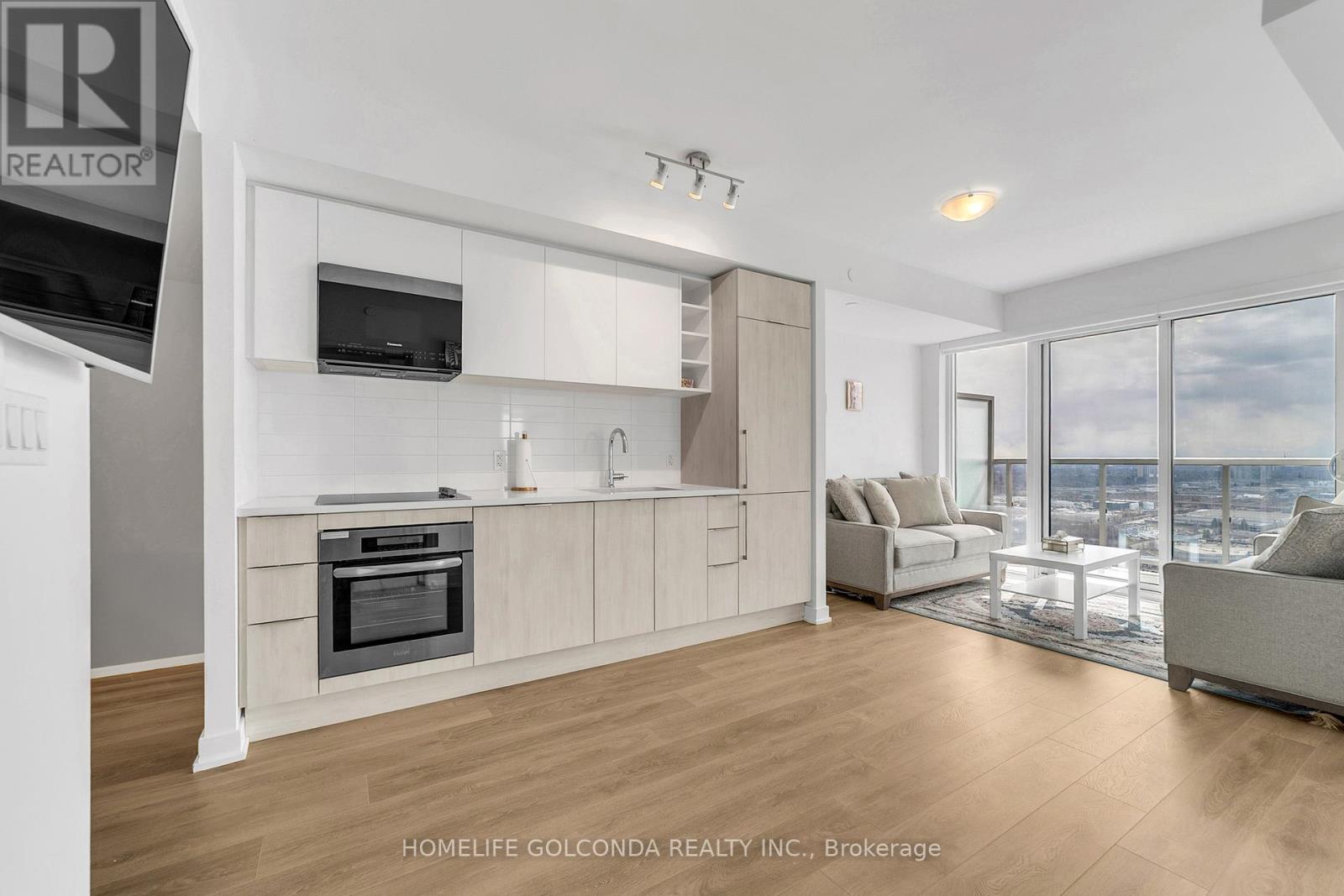 #3110 2033 KENNEDY ROAD - 7