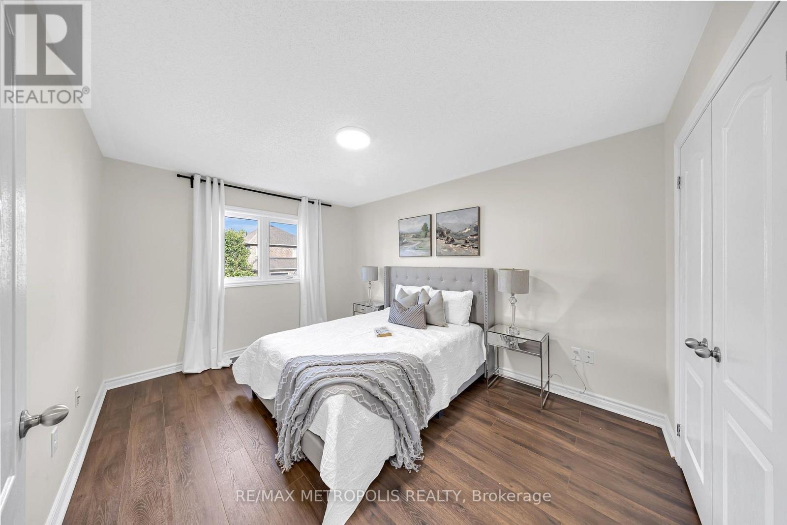 23 GORDON COWLING STREET - 16