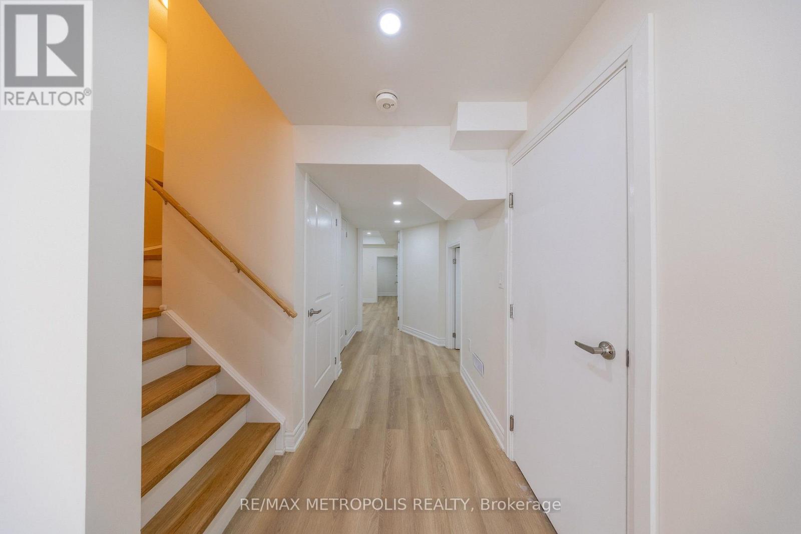 23 GORDON COWLING STREET - 26