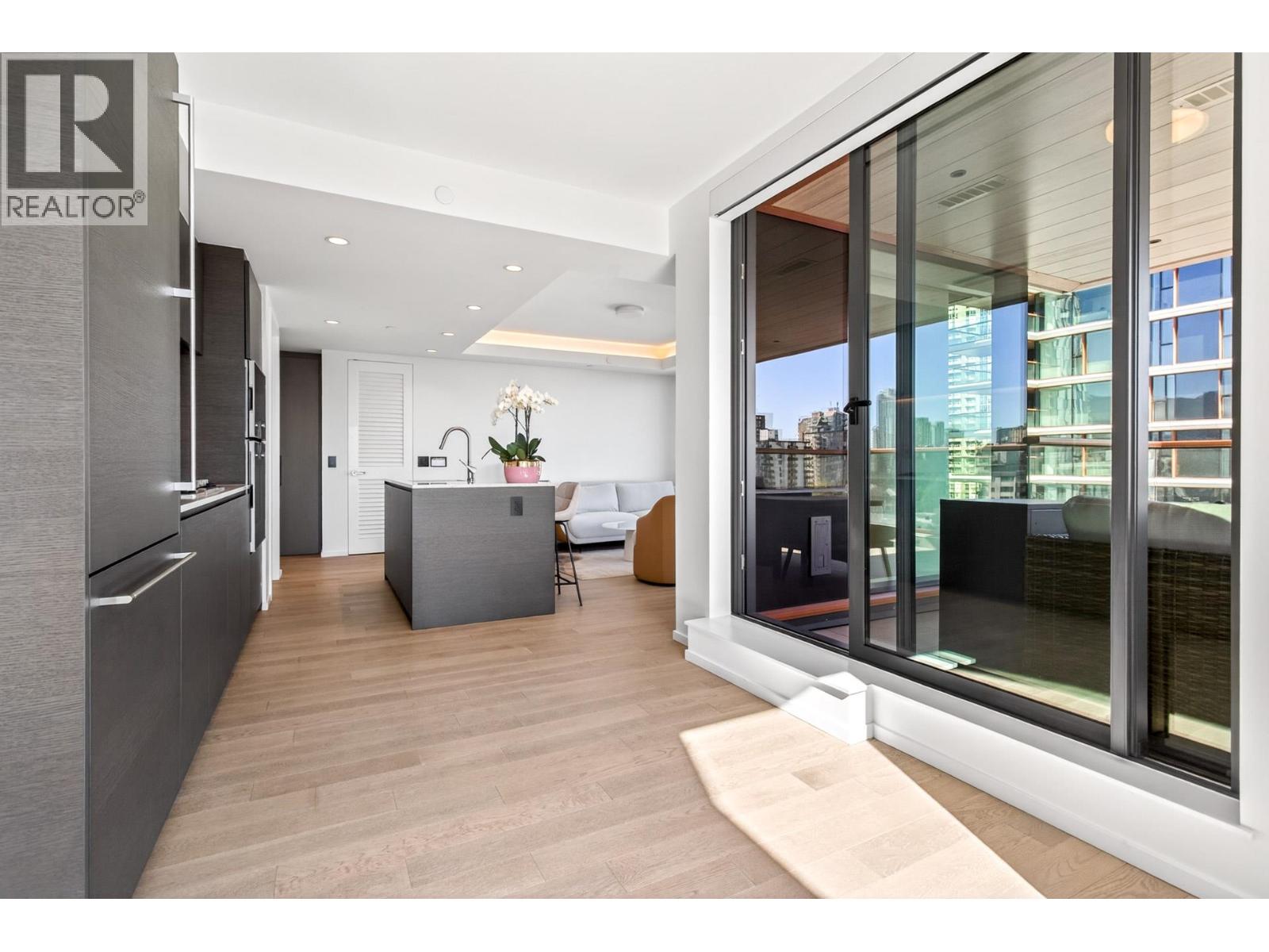 2 Bed, 2 Bath House for Sale in Vancouver – 1606 1482 ROBSON STREET, Vancouver – MLS# R3151362 - Image 11