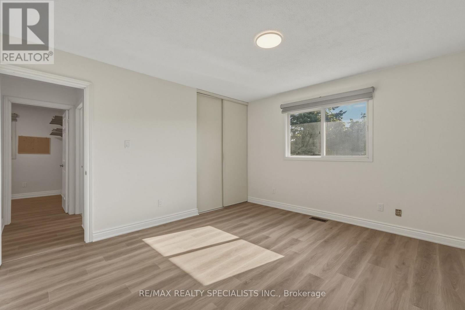 29 CAMPION COURT - 14