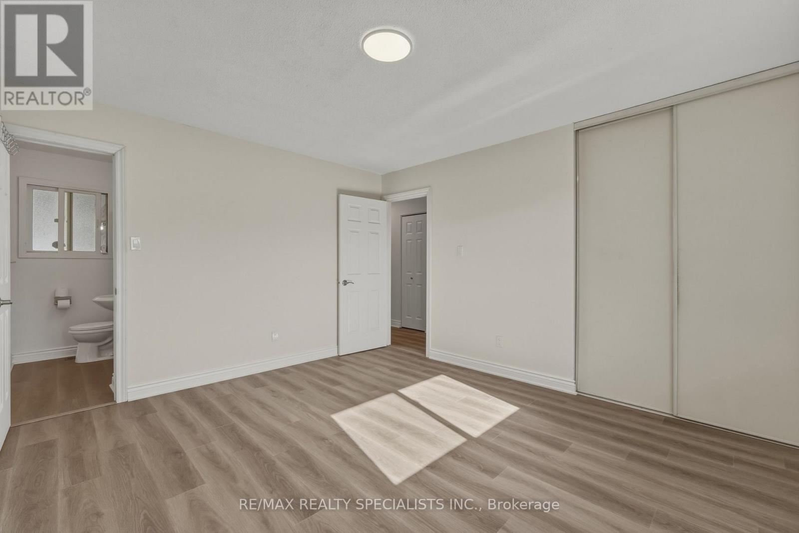 29 CAMPION COURT - 15
