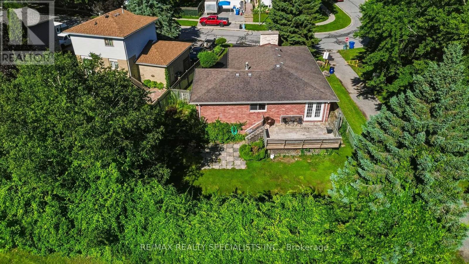 29 CAMPION COURT - 2