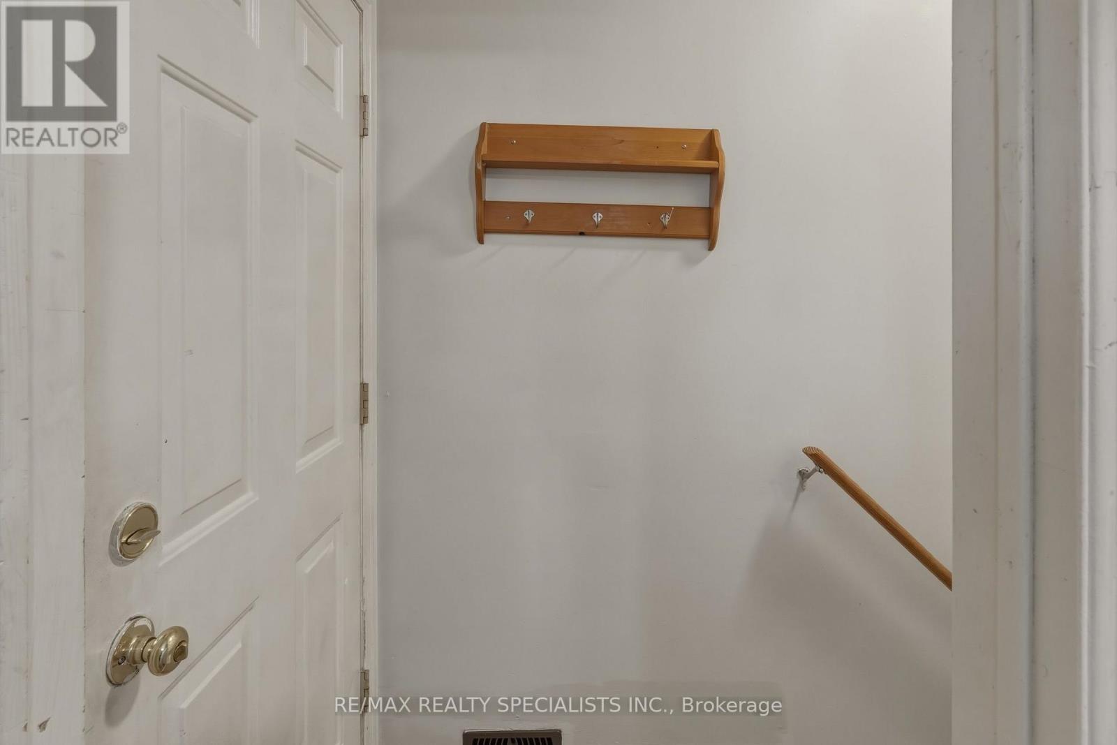 29 CAMPION COURT - 21