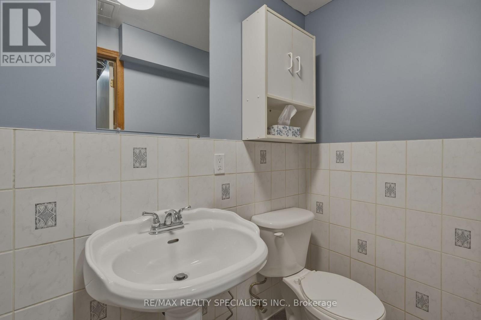 29 CAMPION COURT - 28